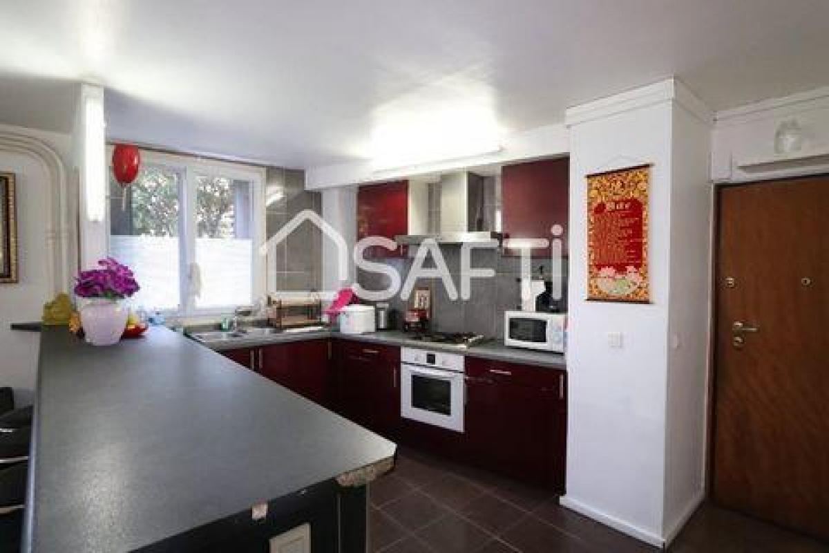 2 غرف نوم شقة في Villejuif, France رقم 33451