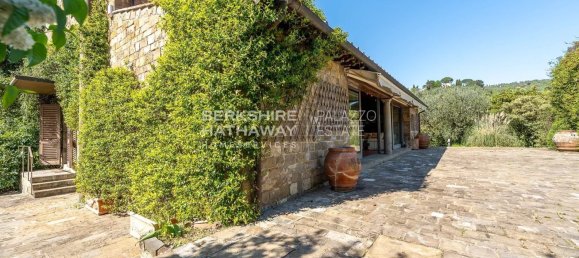 4 bedrooms House in Florence, Italy No. 238019 22