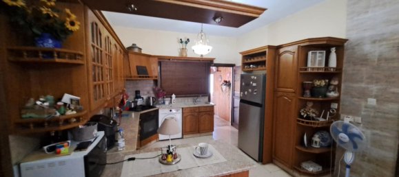 7 dormitorios adosado en venta en Larnaka, Cyprus № 25980 6