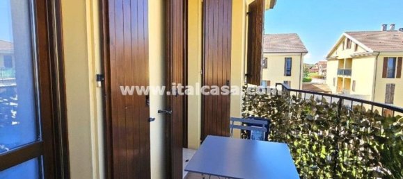 3 Schlafzimmer Wohnung in Mantua, Italy, Nr. 329819 8