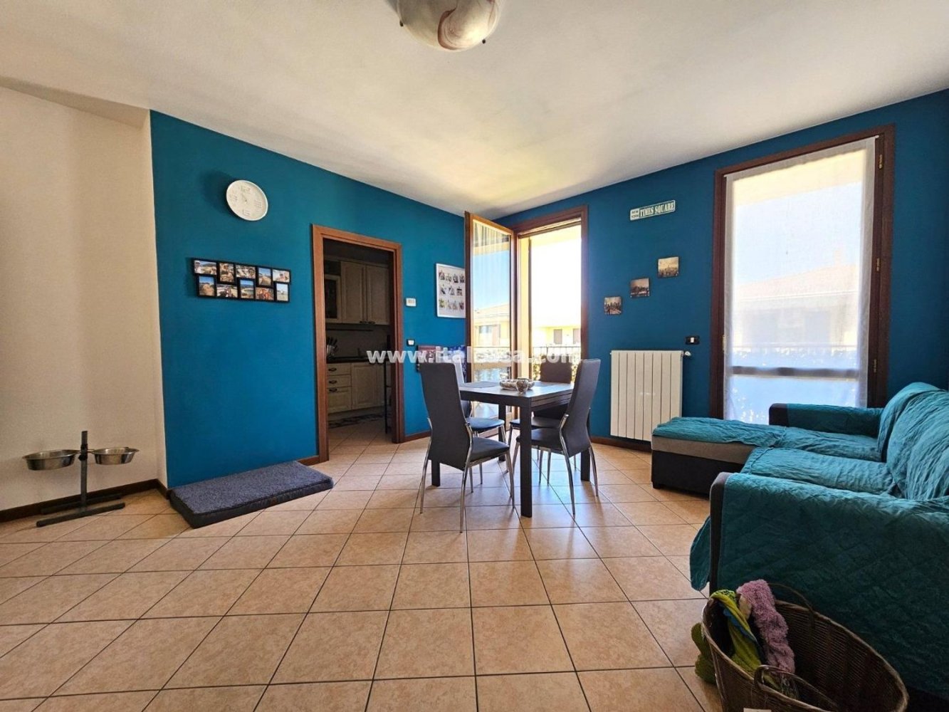 3 Schlafzimmer Wohnung in Mantua, Italy, Nr. 329819