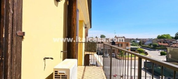 3 Schlafzimmer Wohnung in Mantua, Italy, Nr. 329819 14