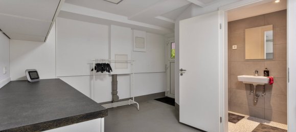 6-Zimmer Haus in Düsseldorf, Germany, Nr. 8023 39