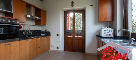 5 chambres Villa à Oleggio, Italy No. 116022 21