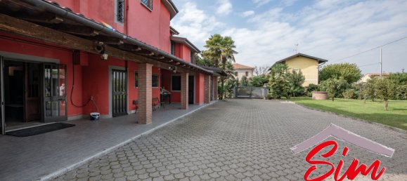 5 chambres Villa à Oleggio, Italy No. 116022 11