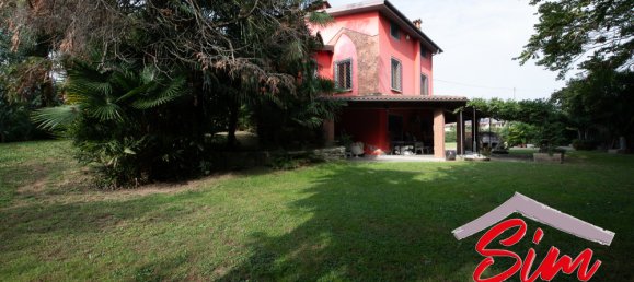 5 chambres Villa à Oleggio, Italy No. 116022 9