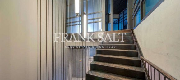 Oficina en Sliema, Malta 493 m² No. 13133 30