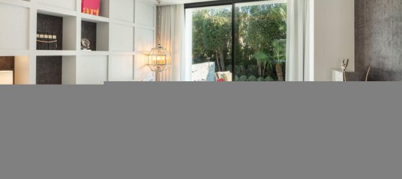 5 غرف نوم فيلا في Marbella, Spain رقم 96759 34