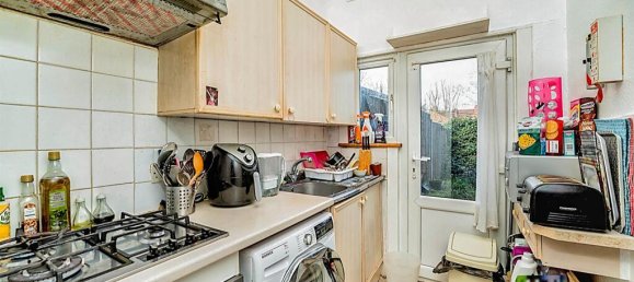 2 bedrooms Maisonette in Harrow, United Kingdom No. 6366 6