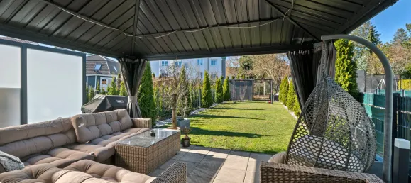 3 bedrooms Townhouse in Lichterfelde, Germany No. 112748 12