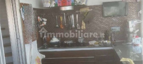 5 rooms Apartment in Rome, Italy No. 295565 2