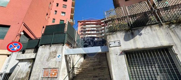 Apartamento de 5 habitaciónes en Genoa, Italy No. 40181 80