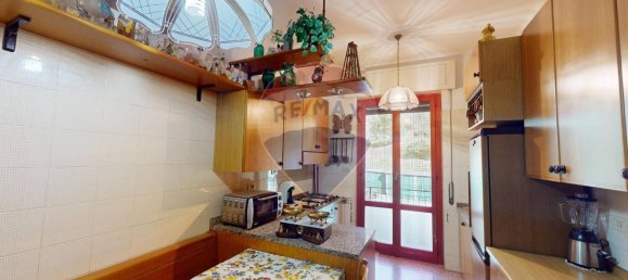 Apartamento de 5 habitaciónes en Genoa, Italy No. 40181 15