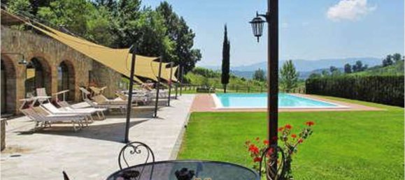 22 bedrooms House in Reggello, Italy No. 188373 2