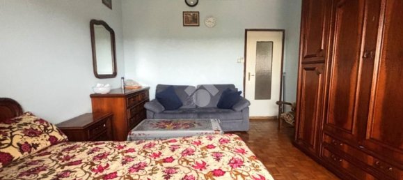 3 bedrooms Apartment in Pegognaga, Italy No. 359693 7