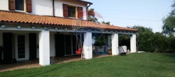 Villa de 5 habitaciónes en Coriano, Italy No. 3518 2