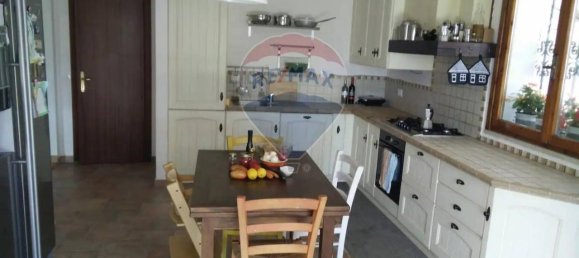 Villa de 5 habitaciónes en Coriano, Italy No. 3518 11