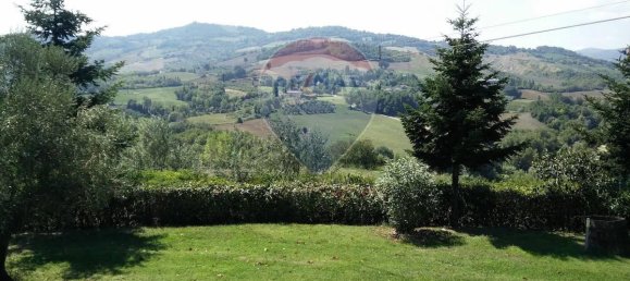 Villa de 5 habitaciónes en Coriano, Italy No. 3518 17