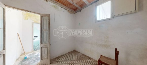 6 rooms House in Scorrano, Italy No. 27756 6