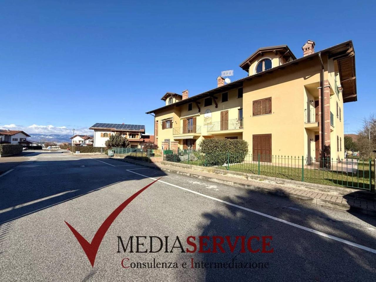 Apartamento de 3 divisões em Bernezzo, Italy N.º 138603