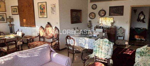 3 Schlafzimmer Wohnung in Carrara, Italy, Nr. 194361 11