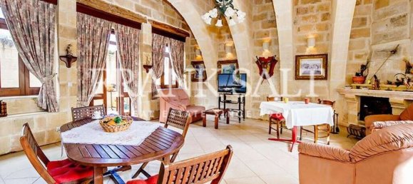 Дом с 4 спальнями в Зеббудж, Мальта № 5450 4