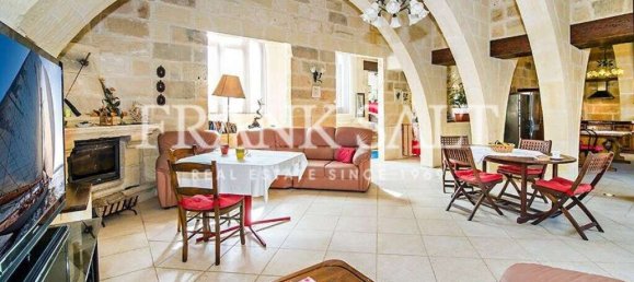 Дом с 4 спальнями в Зеббудж, Мальта № 5450 6