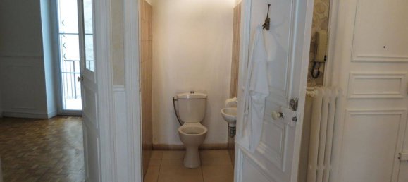 2 chambres Appartement à Marseille, France No. 334516 3