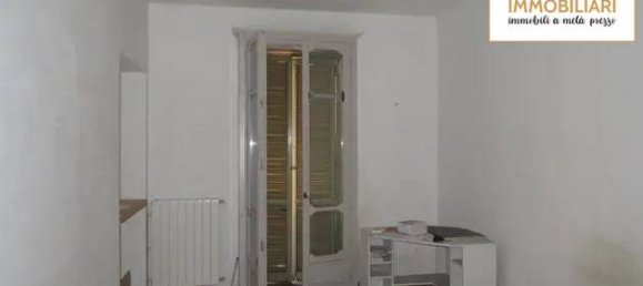2 bedrooms Apartment in Turin, Italy No. 196879 11