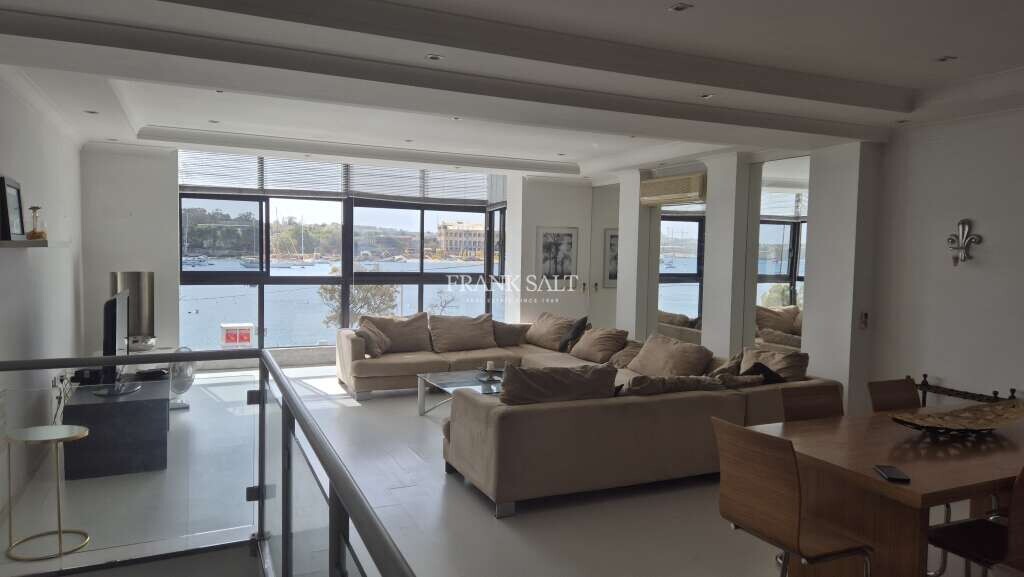 Мезонет с 3 спальнями в Слима, Мальта № 5293