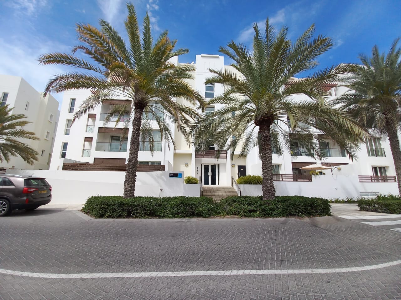 2 bedrooms Apartment in Muscat, Oman No. 1290