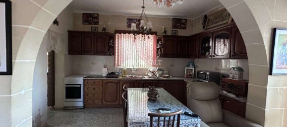 4 غرف نوم منزل في Xaghra, Malta رقم 2725 2