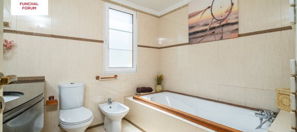 5 bedrooms Villa in Funchal, Portugal No. 130206 21