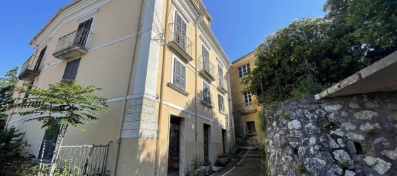 9 rooms Villa in Roccasecca, Italy No. 170465 3