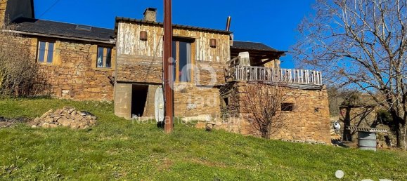 Casa de 3 habitaciónes en Aveyron, France No. 320915 14