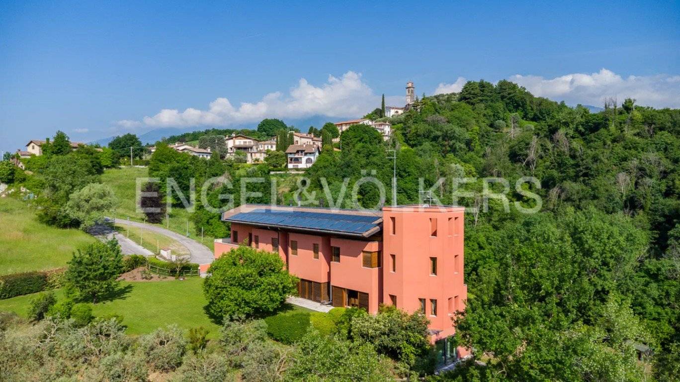6 bedrooms Villa in Asolo, Italy No. 132084