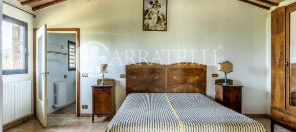 9 bedrooms Land in Siena, Italy No. 163449 16