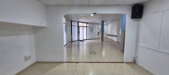 220m² Commercial property in Pineda de Mar, Spain No. 115358 4