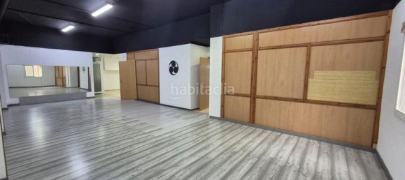 220m² Commercial property in Pineda de Mar, Spain No. 115358 8