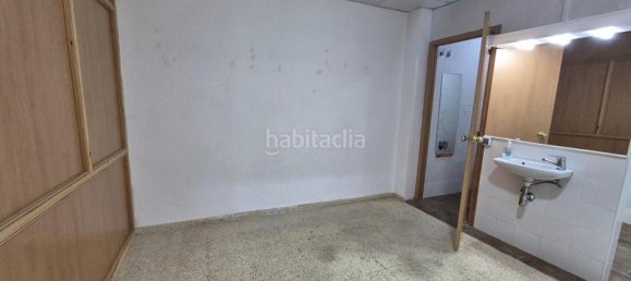 220m² Commercial property in Pineda de Mar, Spain No. 115358 17