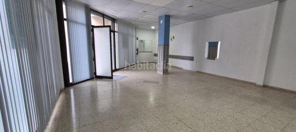220m² Commercial property in Pineda de Mar, Spain No. 115358 2