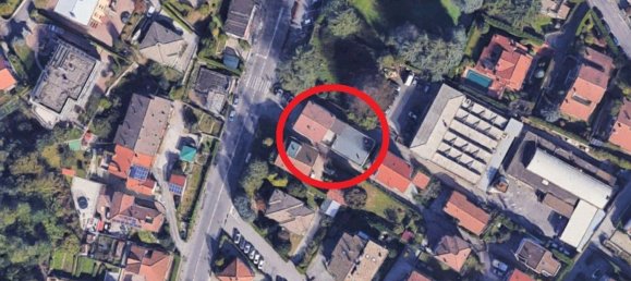 Oficina en Grandate, Italy 323 m² No. 380576 3