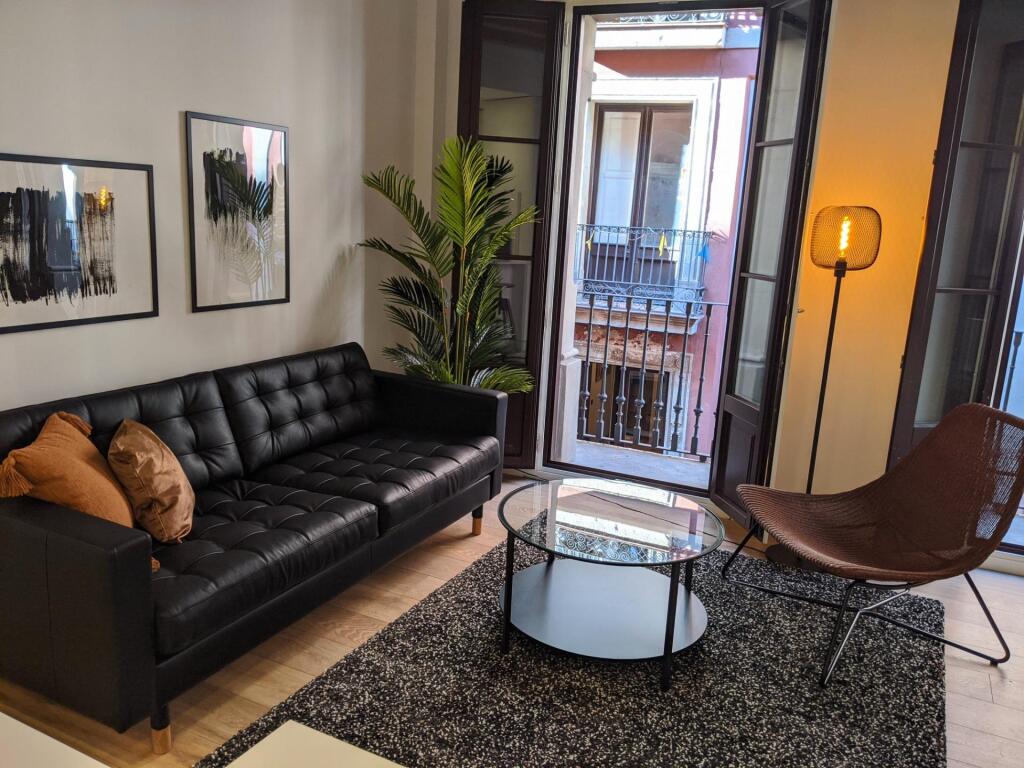 2 Schlafzimmer Wohnung in Ciutat Vella, Spain, Nr. 78959
