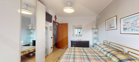 4-Zimmer Wohnung in Casalnuovo di Napoli, Italy, Nr. 21087 19