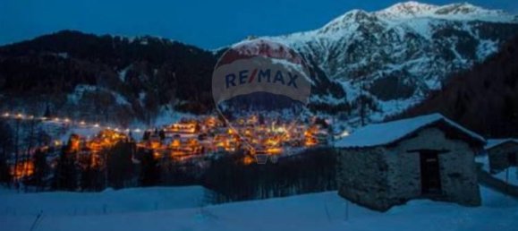 Дом с 7 комнатами в Камподольчино, Италия № 33802 11