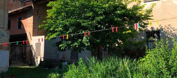 Casa de 13 habitaciónes en Montiglio Monferrato, Italy No. 125142 3