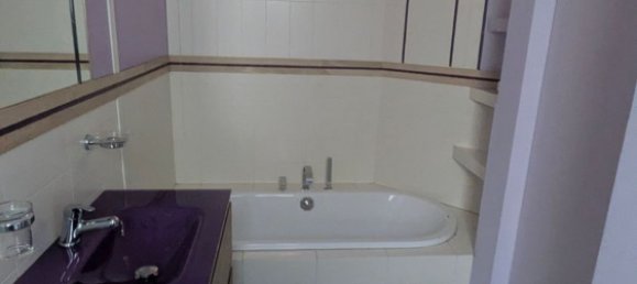 3غرفة شقة في Genoa, Italy رقم 192342 12