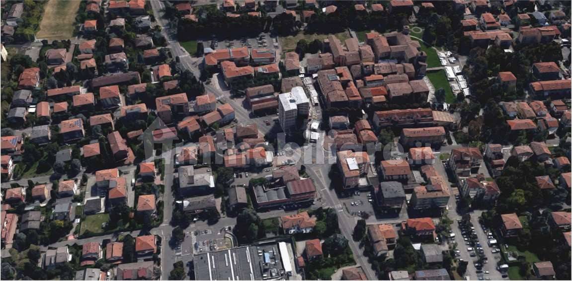 4-salle Bâtiment à Soliera, Italy No. 10857