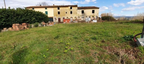 6 rooms House in Porcari, Italy No. 118863 4