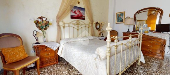 2 bedrooms Apartment in Francavilla Fontana, Italy No. 117244 3